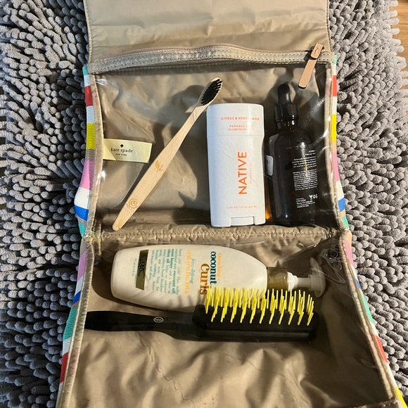 Kate Spade Make-up/Shower Case - Picture 3 of 4